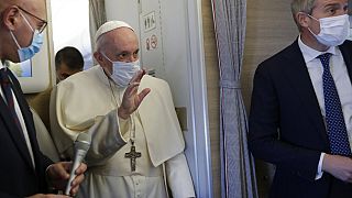 Megérkezett Irakba Ferenc pápa
