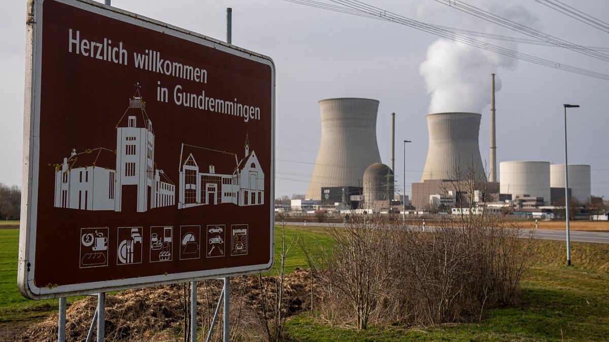 Gundremmingen'de bir nükleer enerji santrali, Almanya