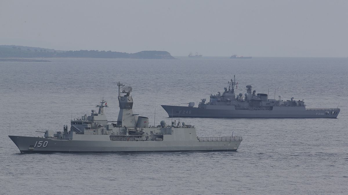 سفن حربية تابعة للبحرية التركية 