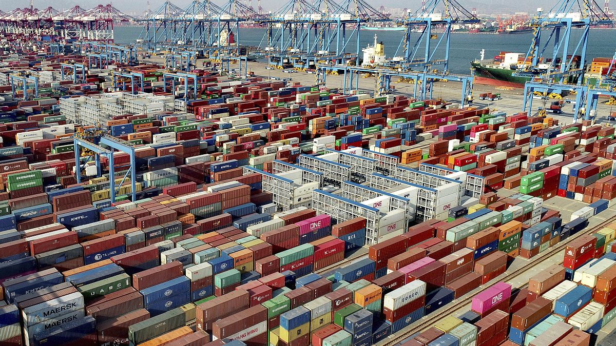 Çin, Ocak ve Şubat aylarında 103 milyar dolar ticaret fazlası verdi.