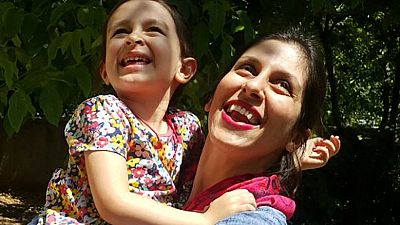Nazanin Zaghari-Ratcliffe mit ihrer Tochter (2018)