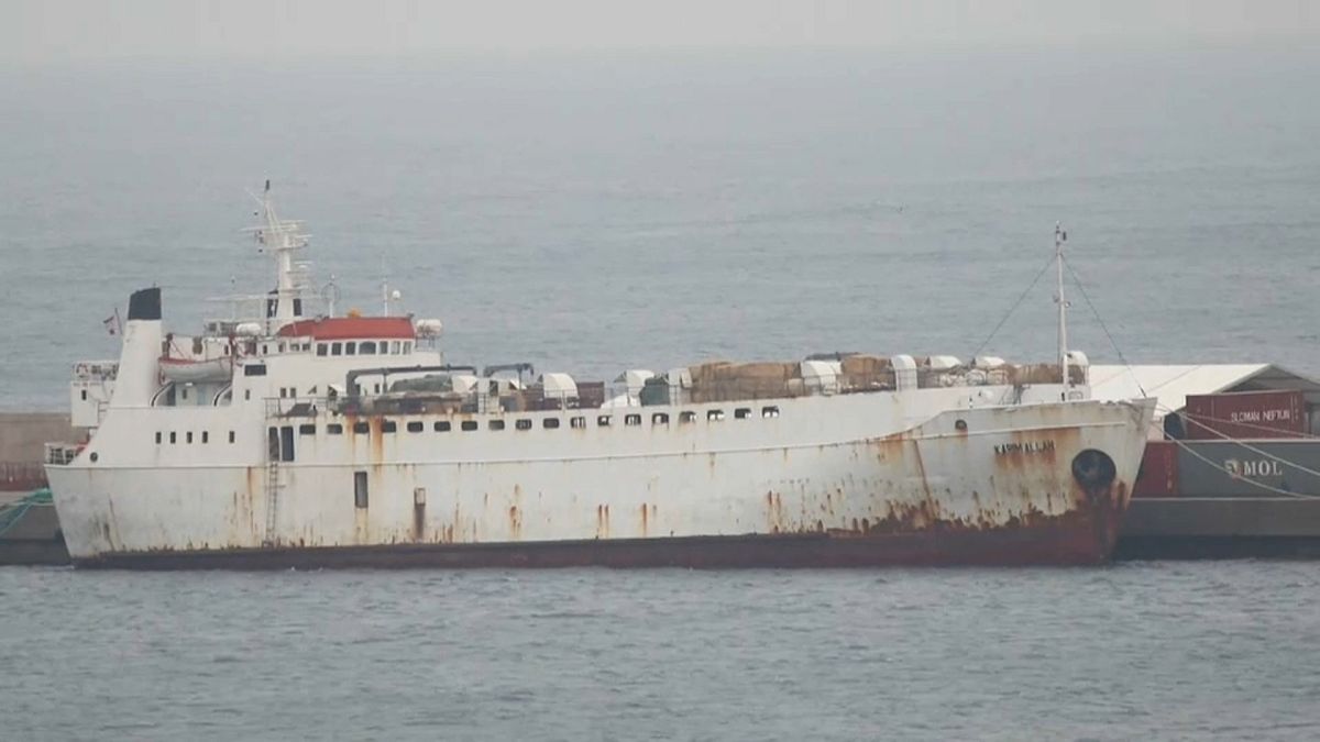 La Administración General del Estado ha iniciado este sábado, de forma subsidiaria, el sacrificio de los terneros del buque Karim Allah.