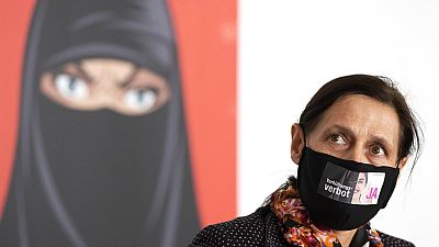 Suiza prohibe el burka en el espacio público tras una consulta popular