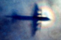 یکی از هواپیماهایی که در حال جستجوی هواپیمای مفقودشده مالزی بود
