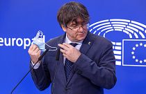 Avrupa Parlamentosu, Katalan ayrılıkçı Puigdemont'un dokunulmazlığının kaldırılmasını kabul etti