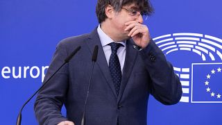 Европарламент лишил Карлеса Пучдемона депутатской неприкосновенности
