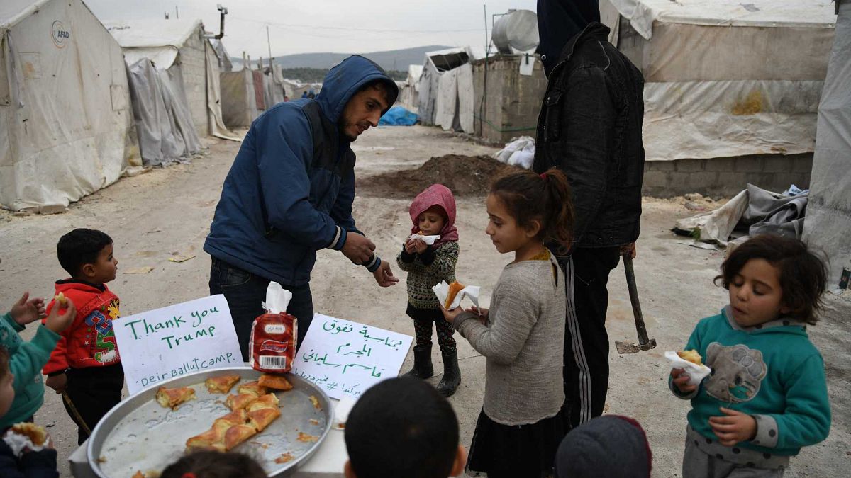 مخيم للنازحين السوريين بالقرب من دير بلوط في محافظة حلب، سوريا، 3 كانون الثاني/ يناير 2020