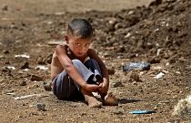 un enfant syrien dans un camp de réfugiés