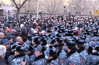 168.AM footage of opposition protest against Armenian PM Nikol Pashinyan in Yerevan