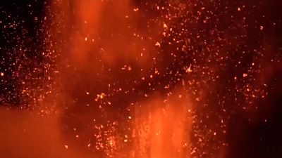 Εντυπωσιακές εικόνες από την έκρηξη του ηφαιστείου της Αίτνας