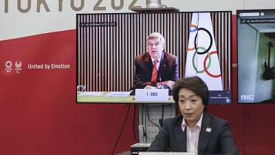 A 2020-as tokiói olimpia szervezőbizottságának elnöke, Seiko Hashimoto és Thomas Bach, a NOB elnöke.