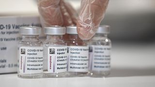 Danimarka'nın ardından Norveç de perşembe günü AstraZeneca aşılarının uygulanmasını askıya almıştıı