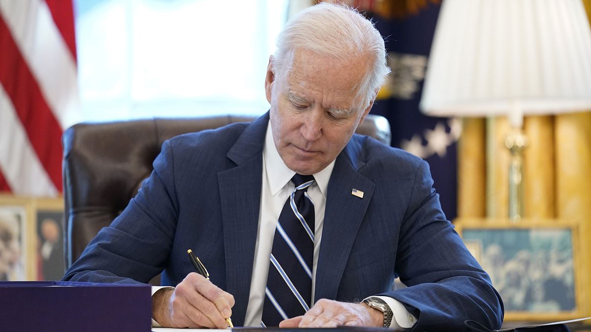 ABD Başkanı Joe Biden 1,9 trilyon dolarlık Covid-19 ekonomik destek paketini imzaladı