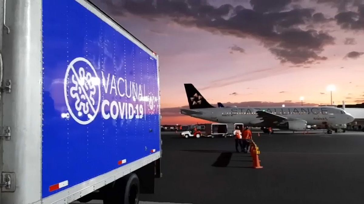 Un cargamento de vacunas llegado a El Salvador