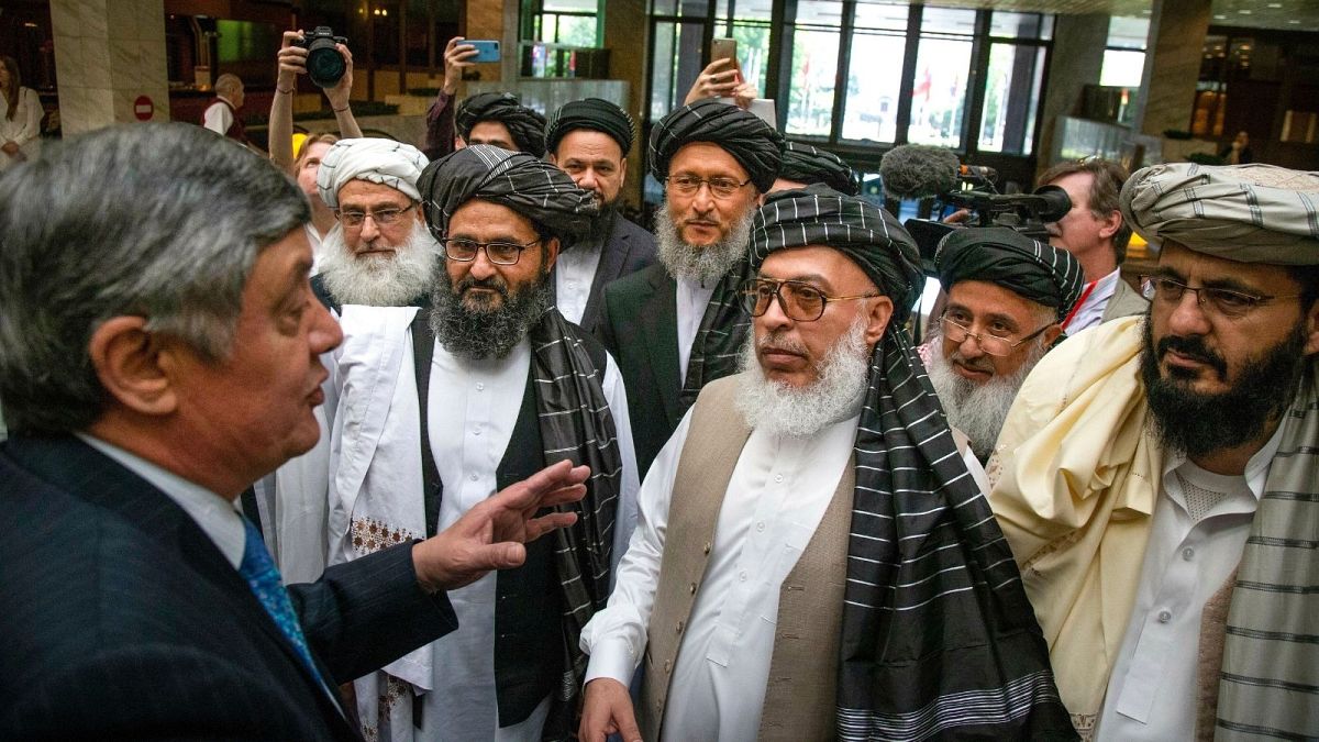 دیدار ضمیر کابلوف، نماینده ویژه رئیس جمهور روسیه در امور افغانستان با نمایندگان طالبان (آرشیو)