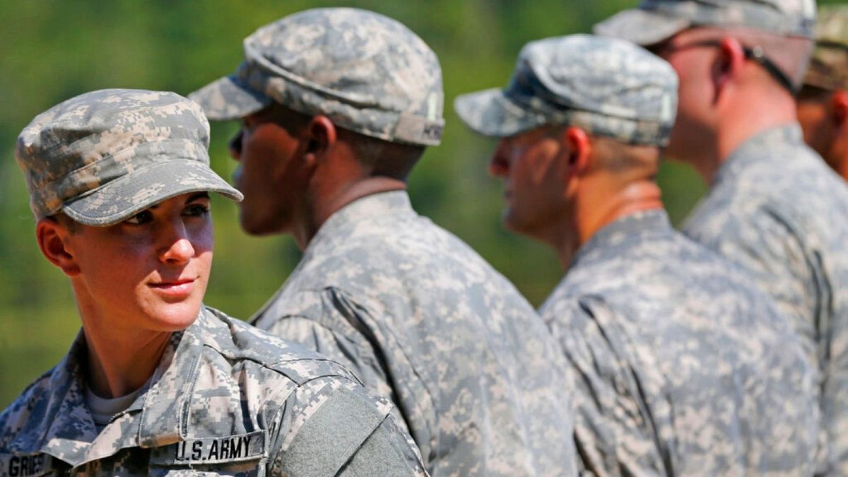 یکی از نظامیان زن در ارتش آمریکا