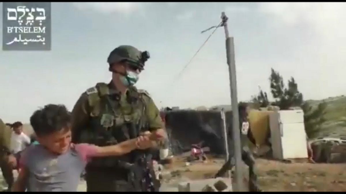 ویدئوی بازداشت کودکان فلسطینی توسط سربازان اسرائیلی