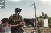 ویدئوی بازداشت کودکان فلسطینی توسط سربازان اسرائیلی
