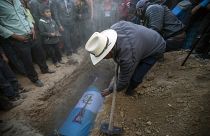 Entierro en Guatemala de una de las víctimas de la masacre de Tamaulipas
