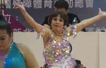Rose Hsu, de 60 anos, durante o campeonato de dança em cadeira de rodas em Nova Taipé