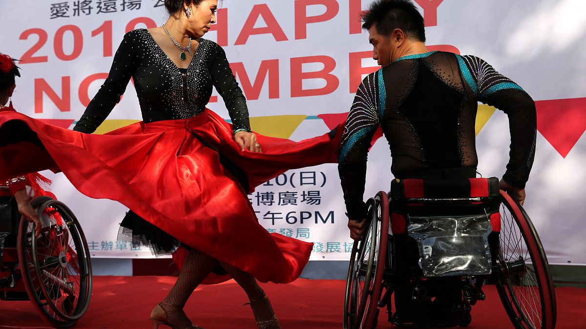 "She-fu Cup": RollstuhltänzerInnen glänzen bei der Meisterschaft