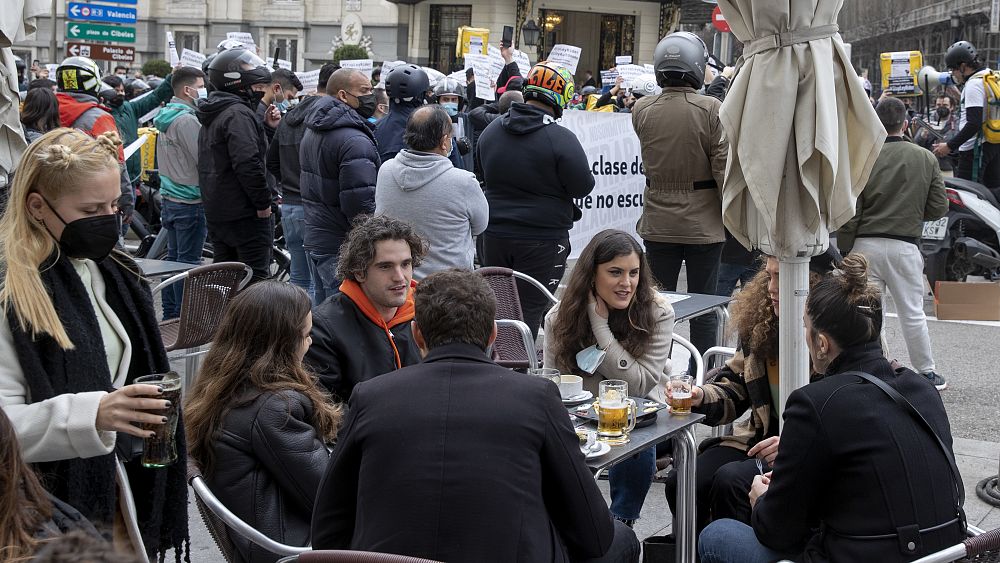 Gesundheit gegen Geschäft: Madrid lockt Touristen mit offenen Bars und Restaurants