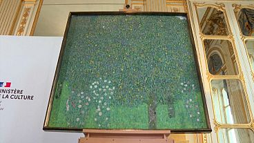 Klimt’s Rosebushes Under the Trees at the Museée d’Orsay