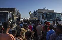 novembre 2020: rifugiato etiopi ricevono aiuti nel campo di Umm Rakouba , nella regione del Qadarif, Sudan orientale
