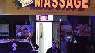 8 человек убиты в результате стрельбы в массажных салонах в США