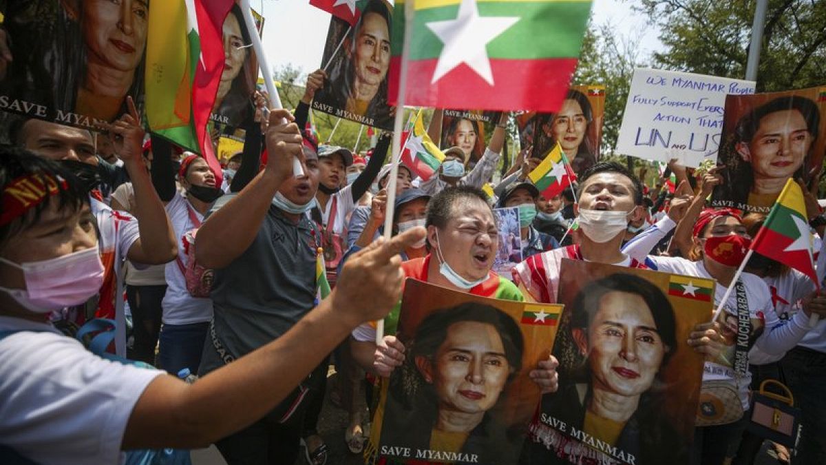 tüntetések Mianmarban