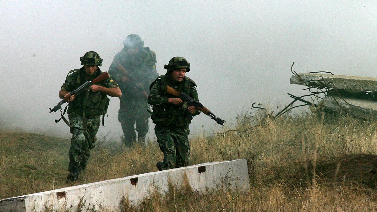 تدريبات عسكرية مشتركة بين الجيشين البلغاري والأميركي 