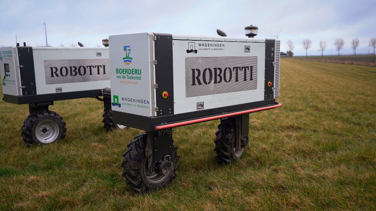 Robotok és hagyományos módszerek a jövő farmján