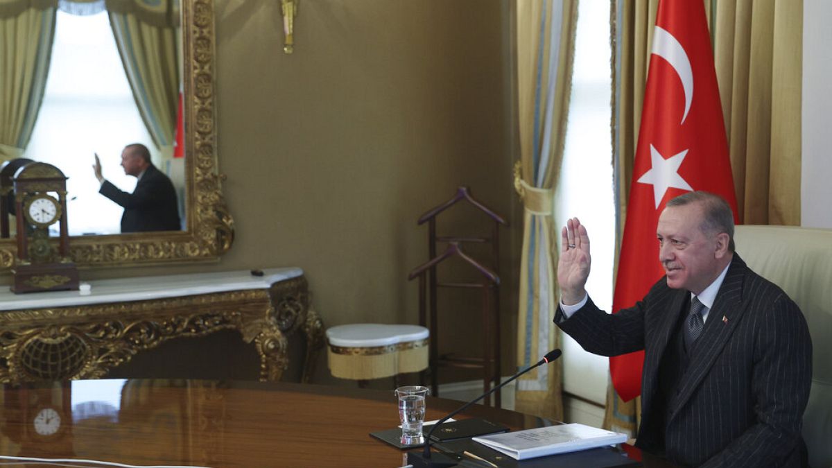 Erdogan durante a receção ao presidente do Conselho Europeu, Charles Michel