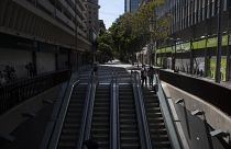 Zona comercial del Paseo Ahumada en Santiago este sábado