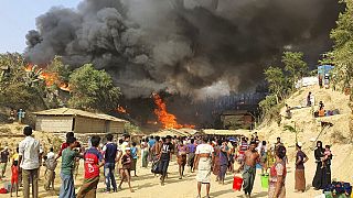 ۴۰۰ نفر در پی آتش‌سوزی در کمپ پناهجویان روهینگیا در بنگلادش ناپدید شدند