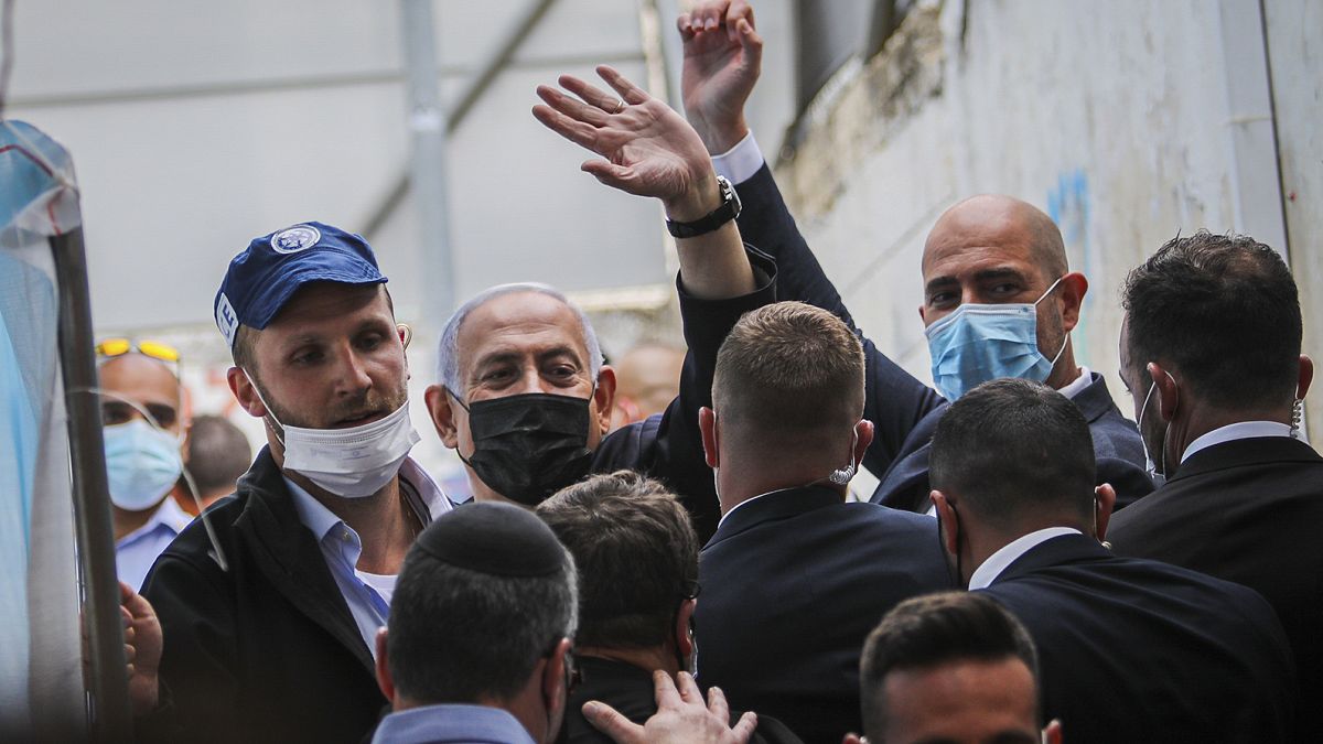 İsrail Başbakanı Binyamin Netanyahu, koronavirüs salgınına rağmen seçim öncesi kampanyasını sürdürdü