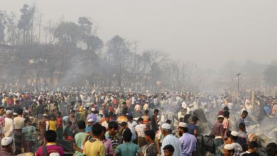 Brand in Flüchtlingslager in Bangladesch