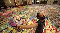 La plus grande toile peinte au monde vendue aux enchères à Dubaï