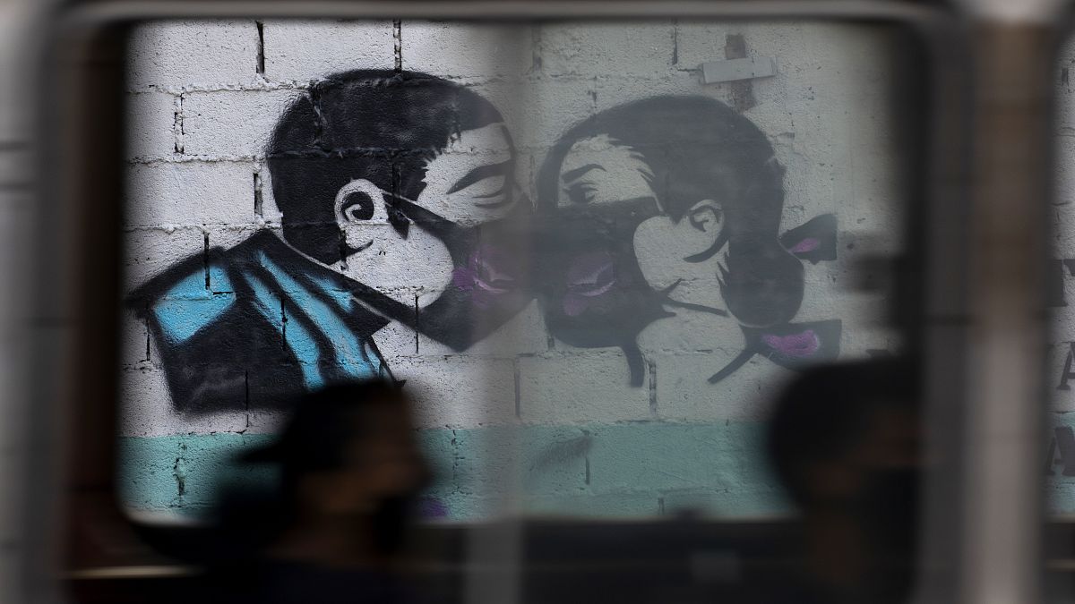 Mural visto desde un autobús en Caracas, Venezuela