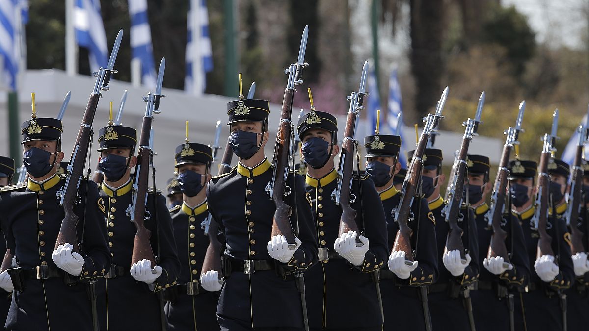Военный парад в Афинах