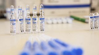 Российская вакцина против коронавируса "Спутник V"