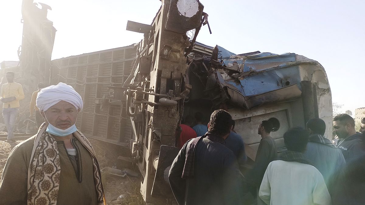 La collision ferroviaire a fait une trentaine de morts en Egypte