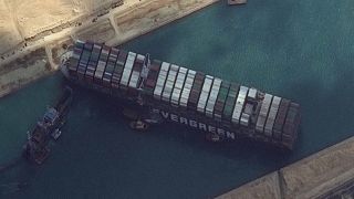 کشتی اورگیون با وزن ۲۲۰هزار تن  مسیر تردد ۱۰ درصد مبادلات تجاری دریایی جهان را مسدود کرده است