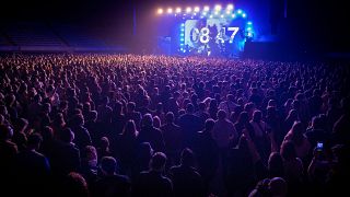 Rock fans had the chance to see a concert in Barcelona as part of a COVID screening test