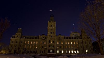 Minimális biztonsági világítás a kanadai parlamentben a Föld órája alatt