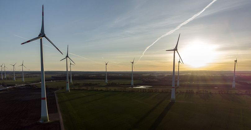 An ‘impressive’ tenth of the world’s electricity came from wind and solar in 2020