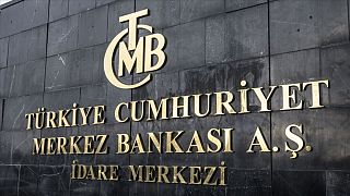 Türkiye Cumhuriyet Merkez Bankası faizleri yüzde 19'da sabit tuttu.