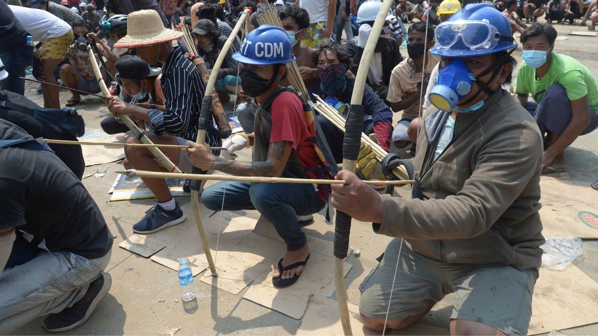 تظاهرکنندگان در میانمار