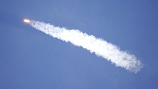 SpaceX-Rakete bei Test erneut abgestürzt - Milliardär Musk nimmt's humorvoll