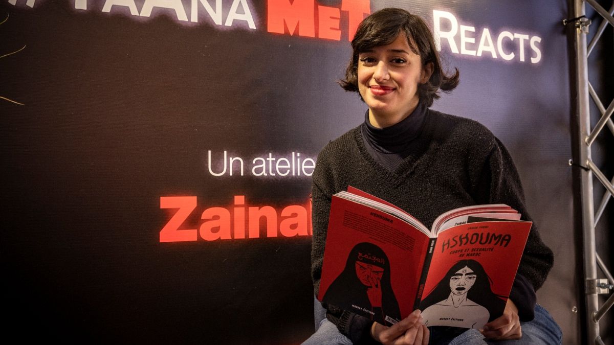  فنانة الكاريكاتيرية المغربية والناشطة زينب فاسيكي